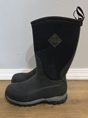 The Original Muck Boot Kids Size 3